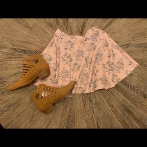 •Forever 21• pink & floral skater skirt